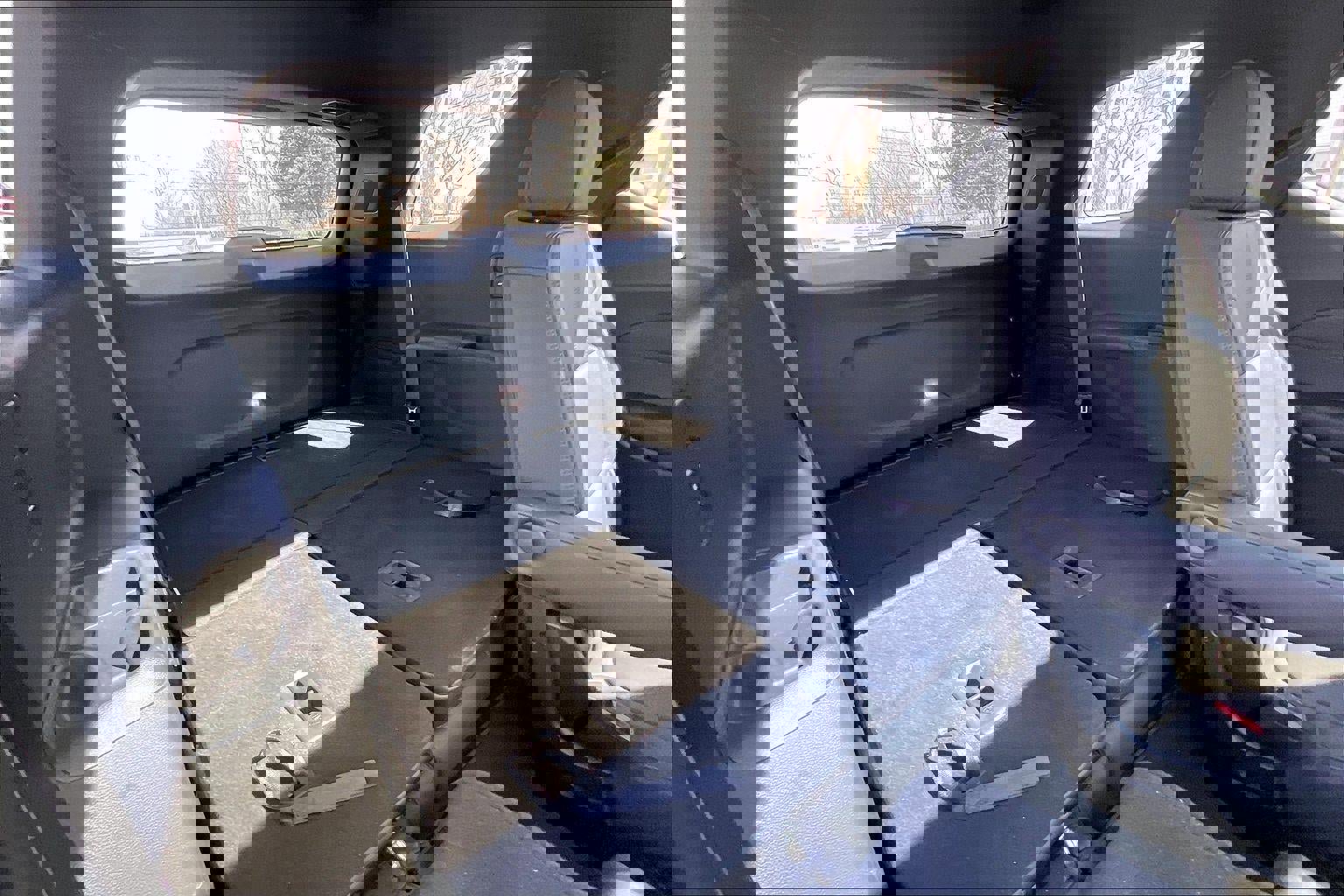 Used 2023 Chevrolet Traverse RS image 25