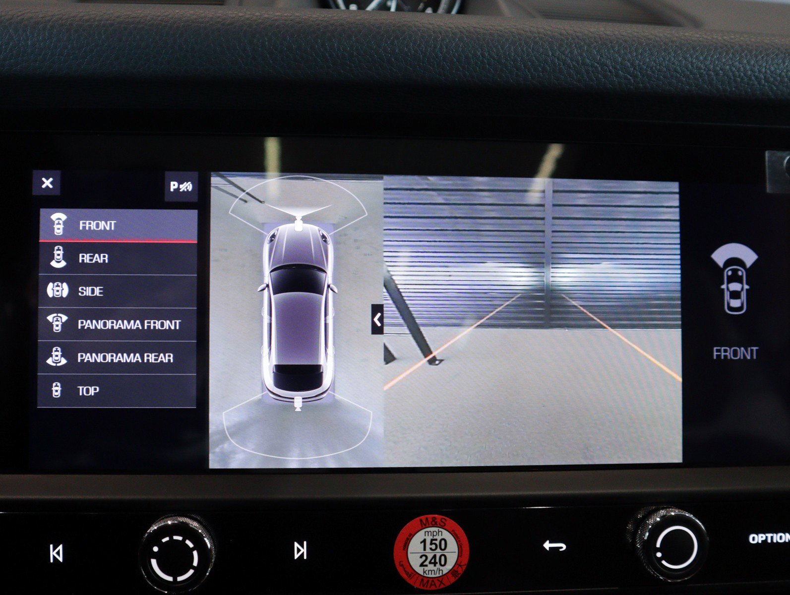 Certified 2025 Porsche Macan image 21