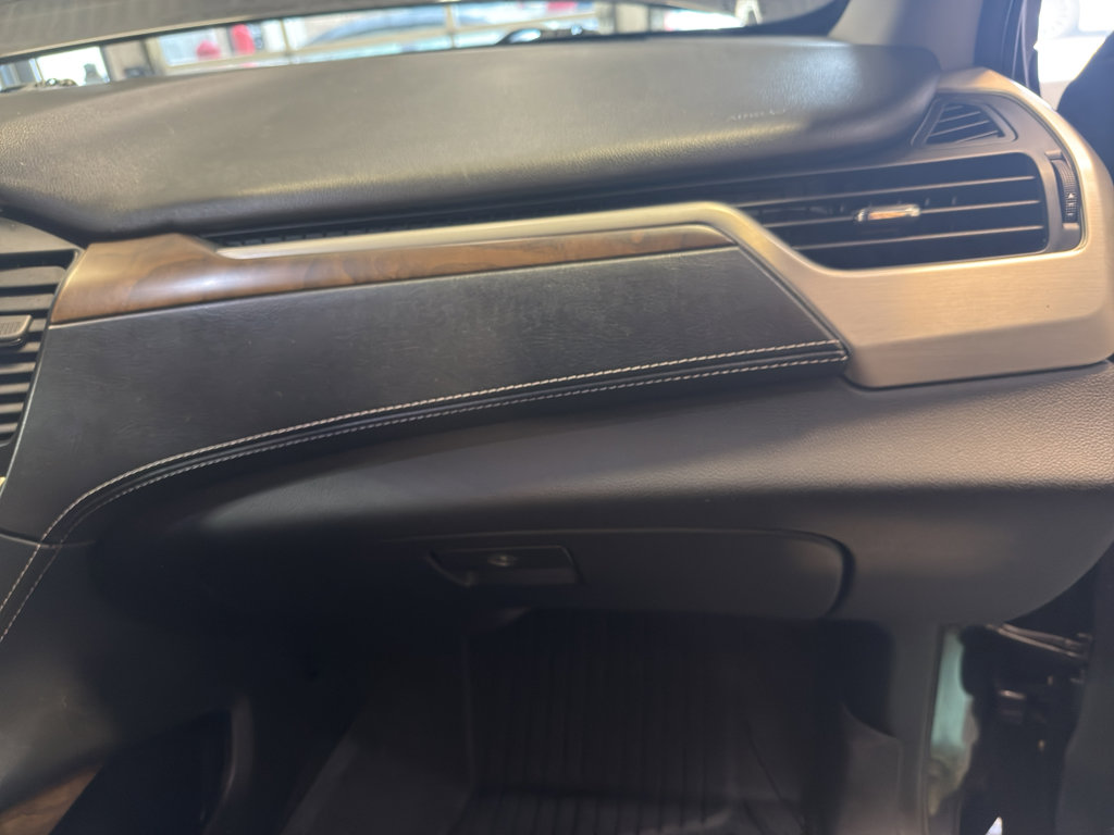 Used 2018 GMC Yukon XL Denali w/ Denali Ultimate Package image 23