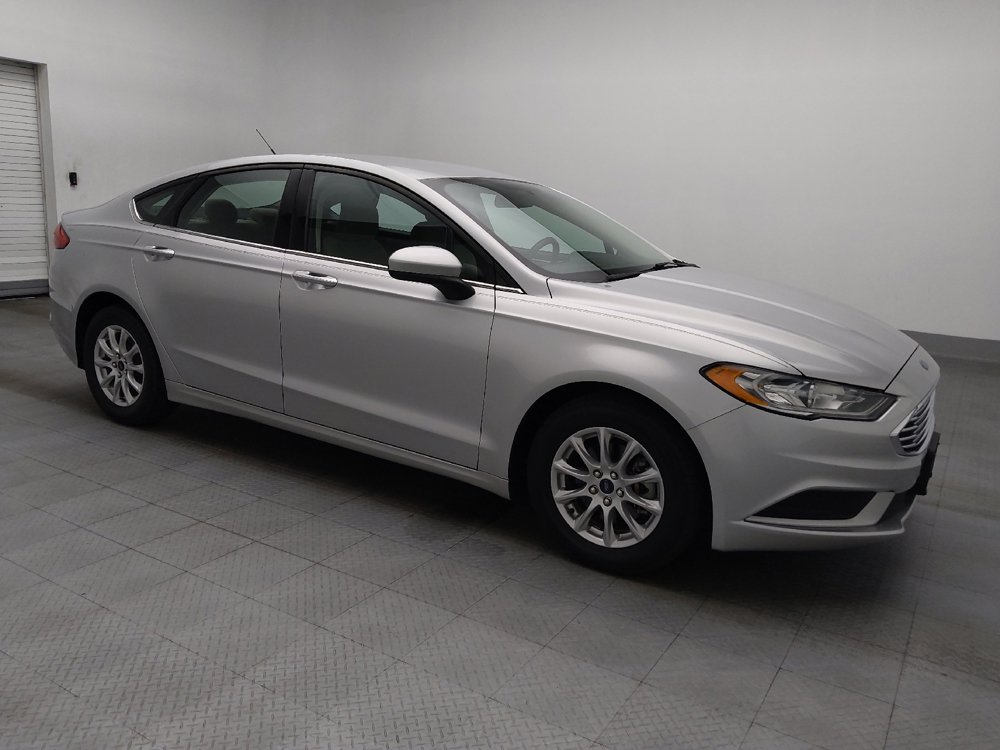Used 2018 Ford Fusion S FWD image 11