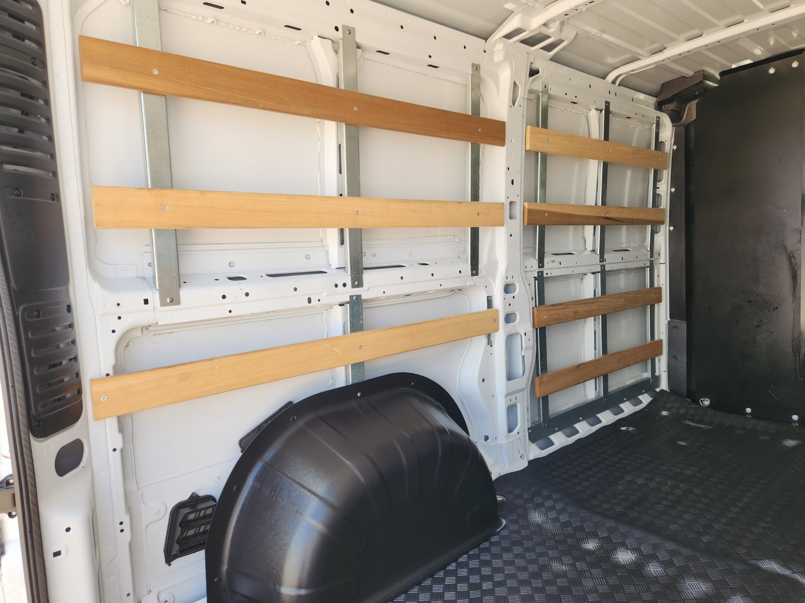 Used 2025 RAM ProMaster 2500 w/ U-Haul Equipment Group FWD image 43