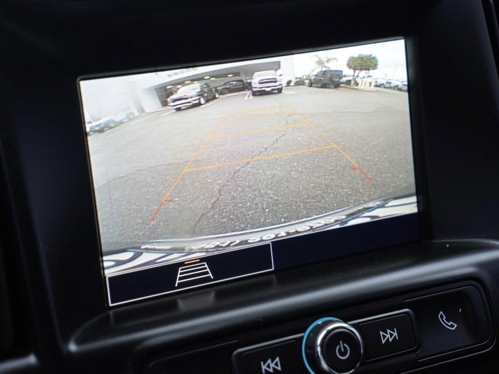 Used 2023 GMC Terrain SLE w/ Elevation Edition image 16