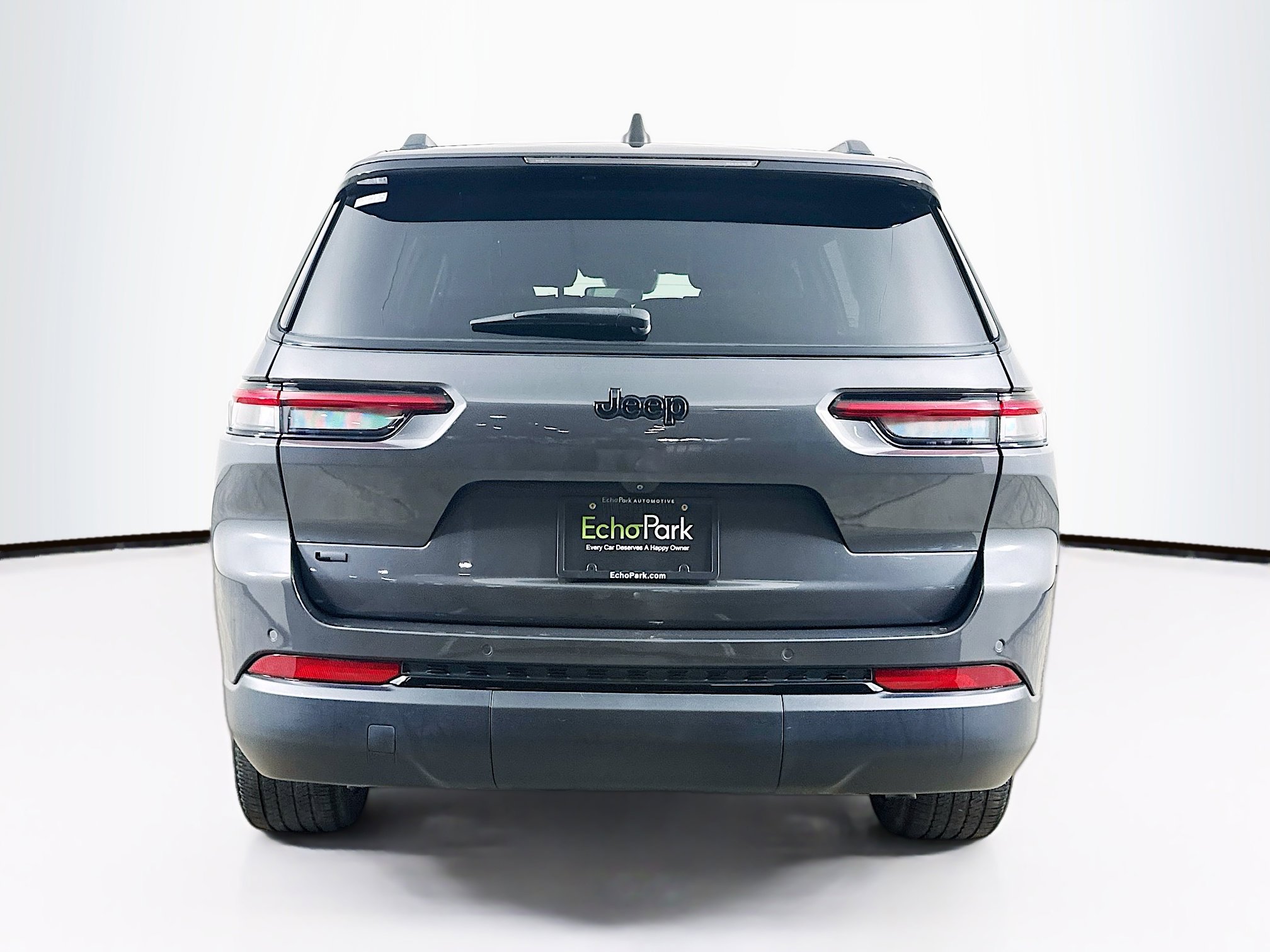 Used 2022 Jeep Grand Cherokee L Laredo image 7