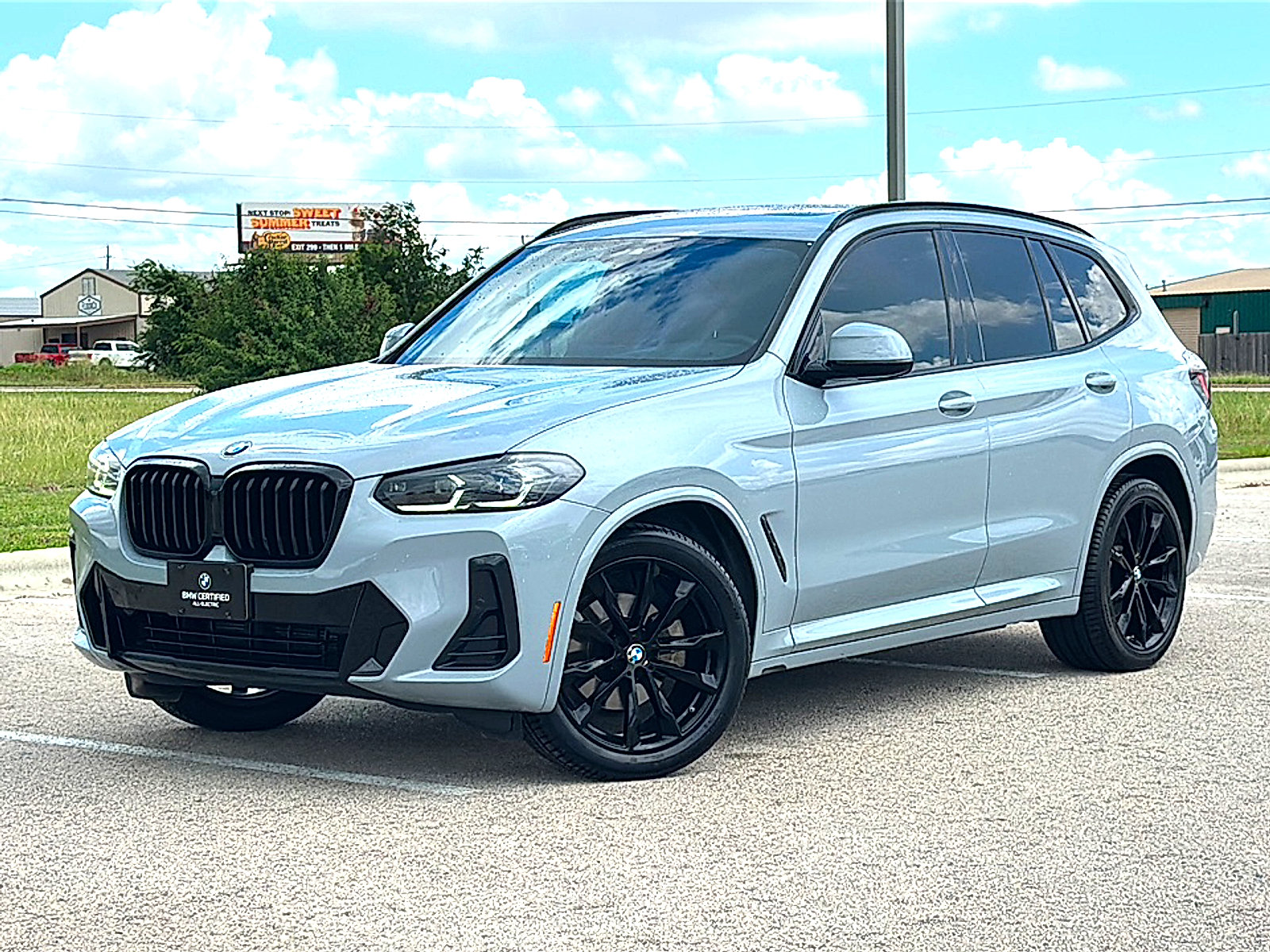 Certified 2023 BMW X3 sDrive30i w/ M Sport Package RWD image 2
