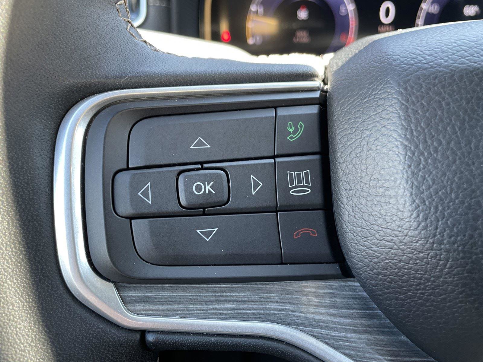 Certified 2024 Jeep Wagoneer Series III image 16