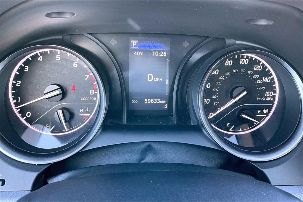 Used 2024 Toyota Camry SE image 18