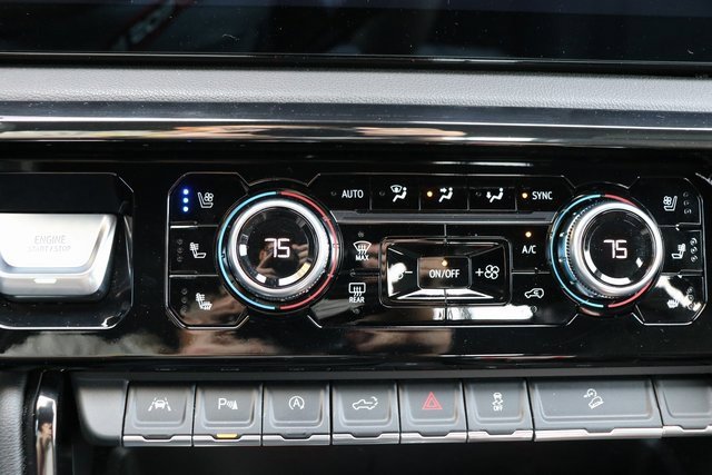 Used 2023 GMC Sierra 1500 AT4 w/ Technology Package image 27