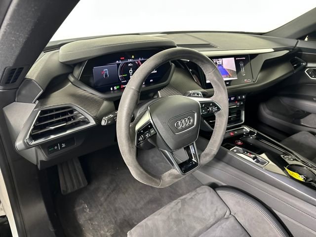 Used 2022 Audi e-tron GT Premium Plus image 12