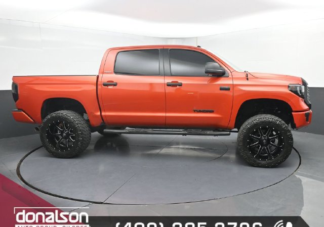 Used 2016 Toyota Tundra Limited w/ Limited Premium Package AWD/4WD image 2