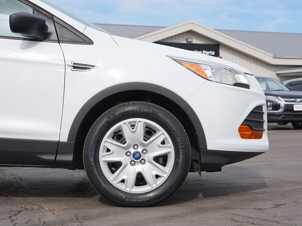 Used 2016 Ford Escape S FWD image 11