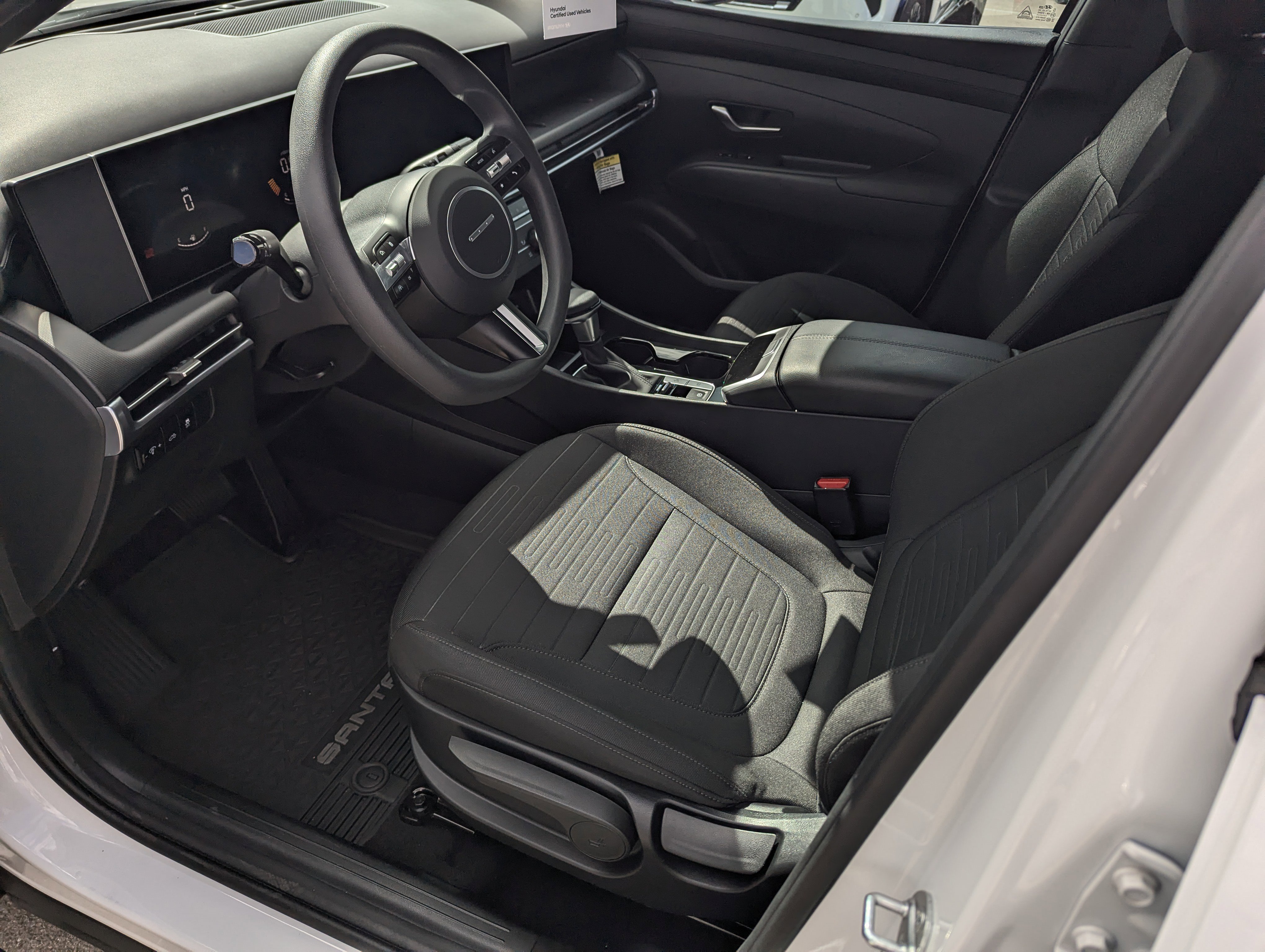 Certified 2025 Hyundai Santa Cruz SE image 10