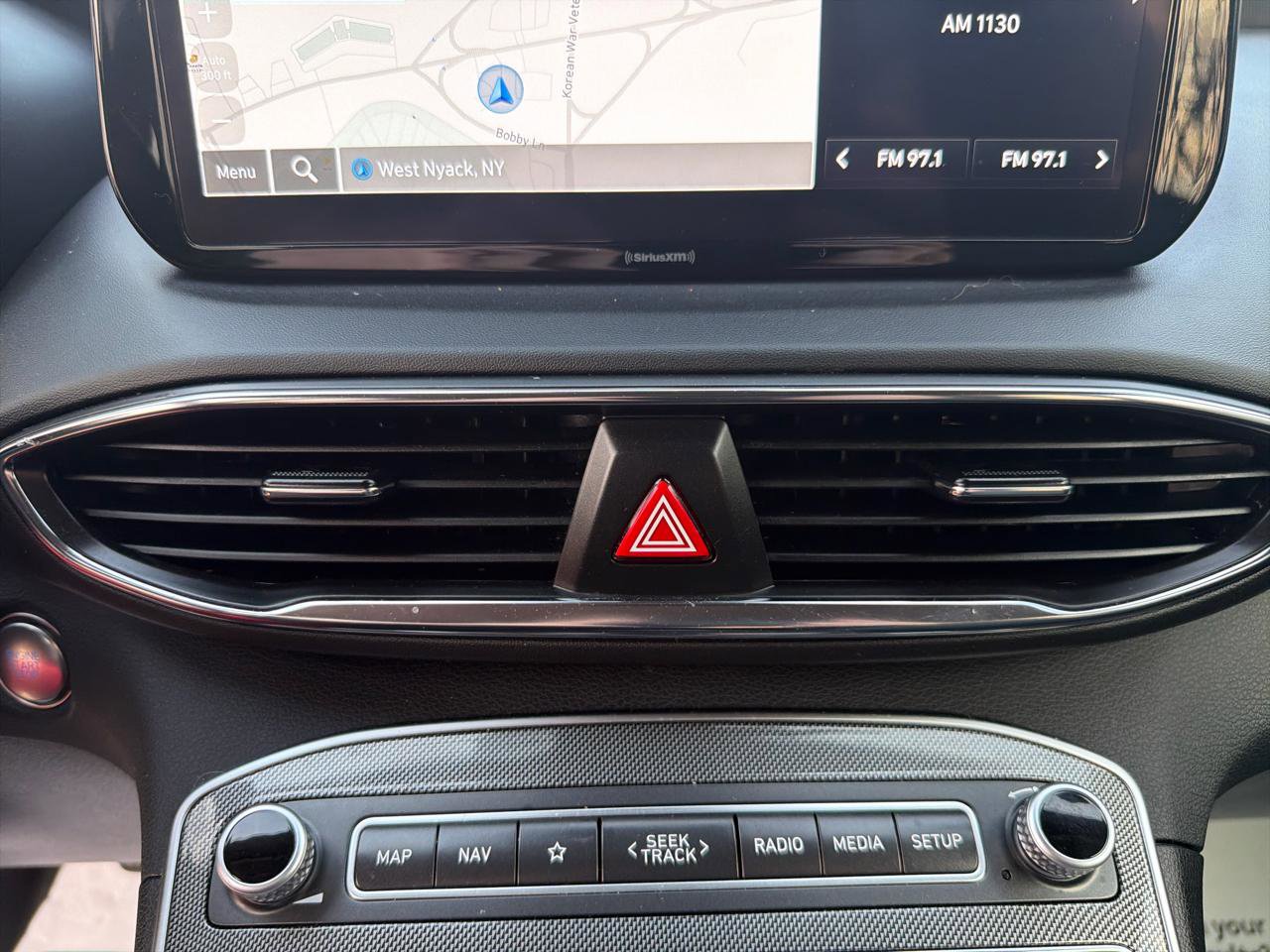 Used 2023 Hyundai Santa Fe SEL image 27