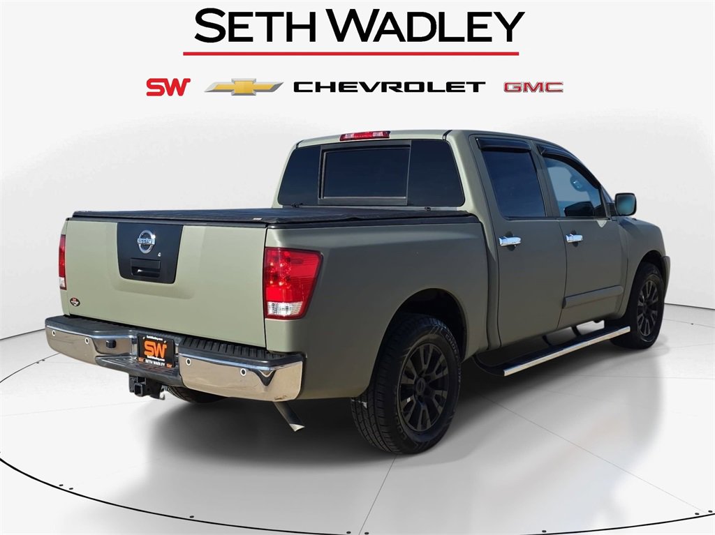 Used 2012 Nissan Titan SV w/ SV Value Truck Pkg image 5