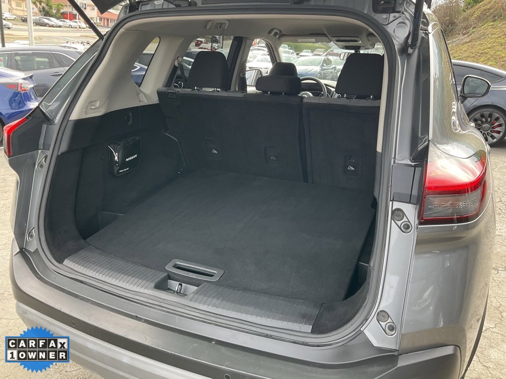 Used 2021 Nissan Rogue SV image 8