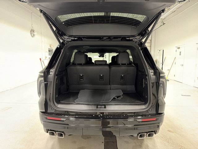 New 2026 Chevrolet Traverse RS w/ LPO, Floor Liner Package image 15