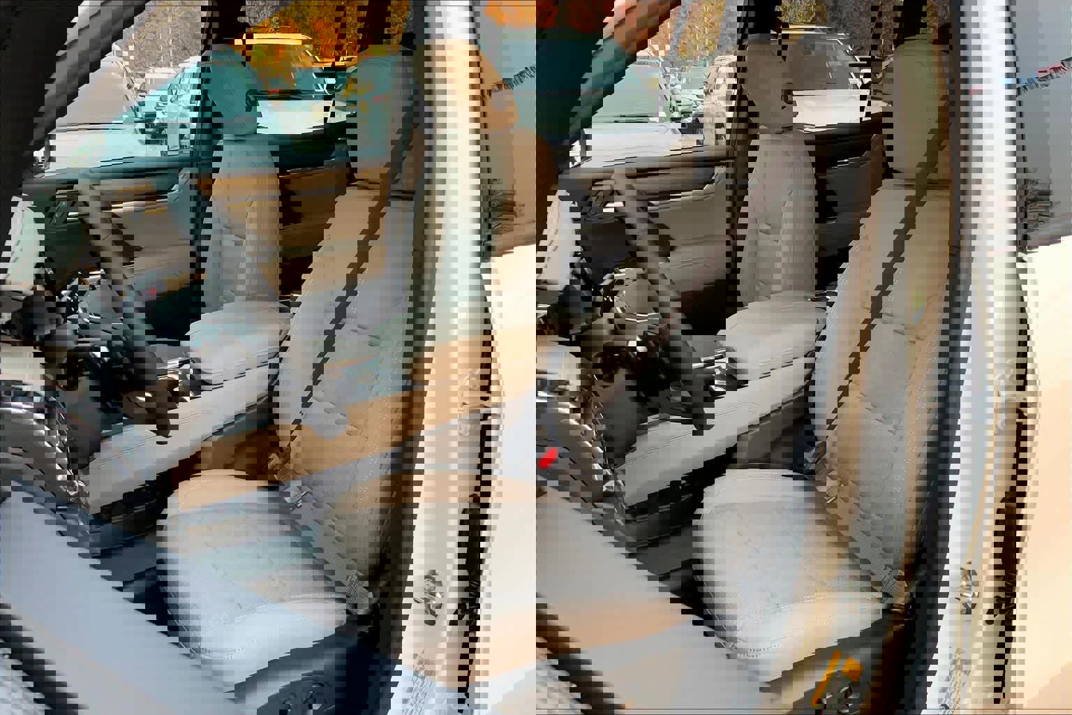 New 2026 GMC Acadia Elevation image 9