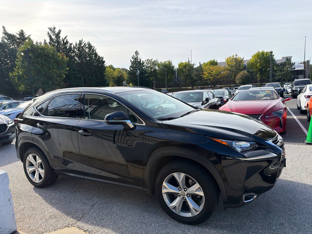 Used 2017 Lexus NX 200t AWD w/ Premium Package image 4