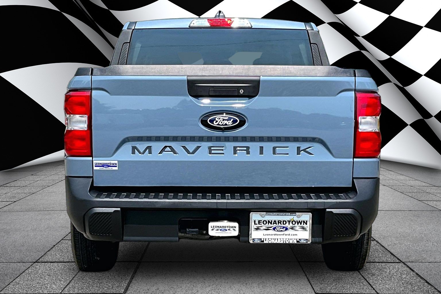 Used 2025 Ford Maverick XLT w/ Equipment Group 301A AWD/4WD image 4
