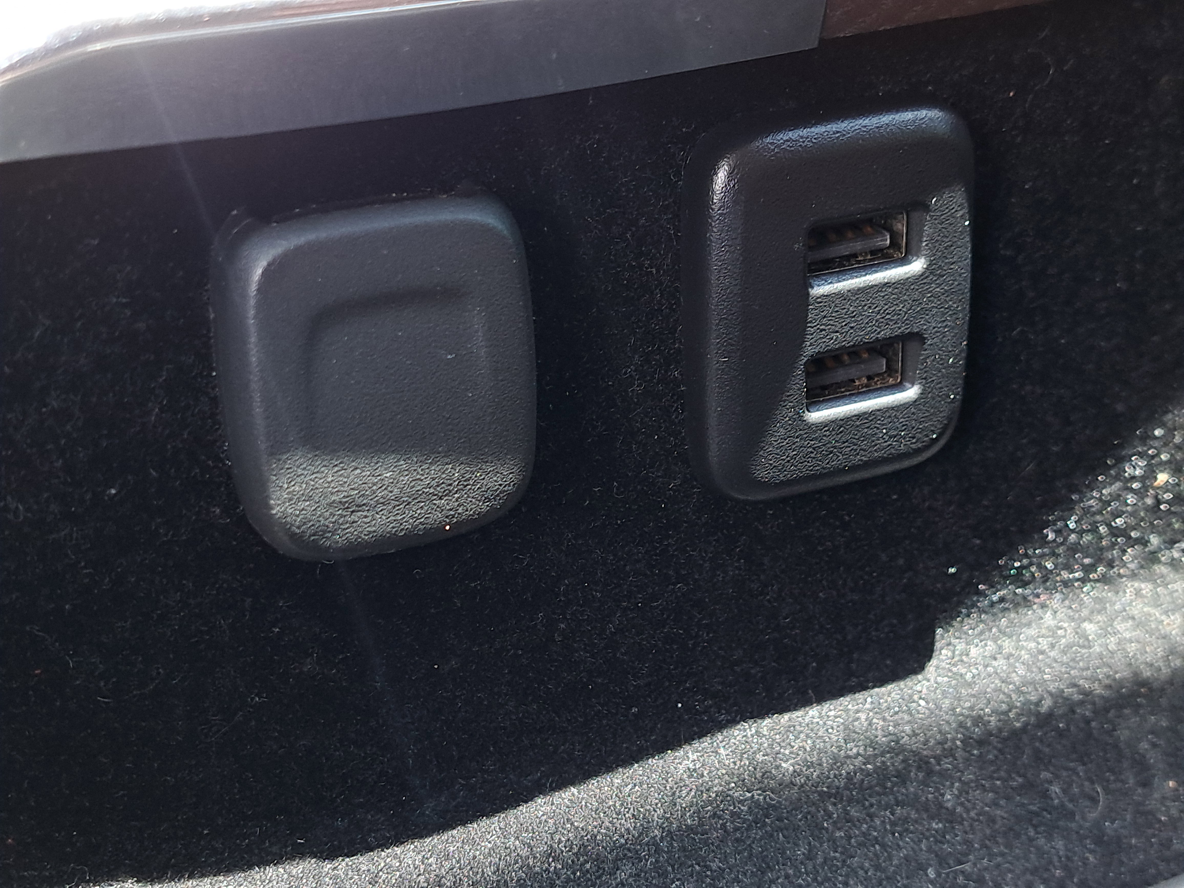 Used 2020 Cadillac Escalade Luxury image 31