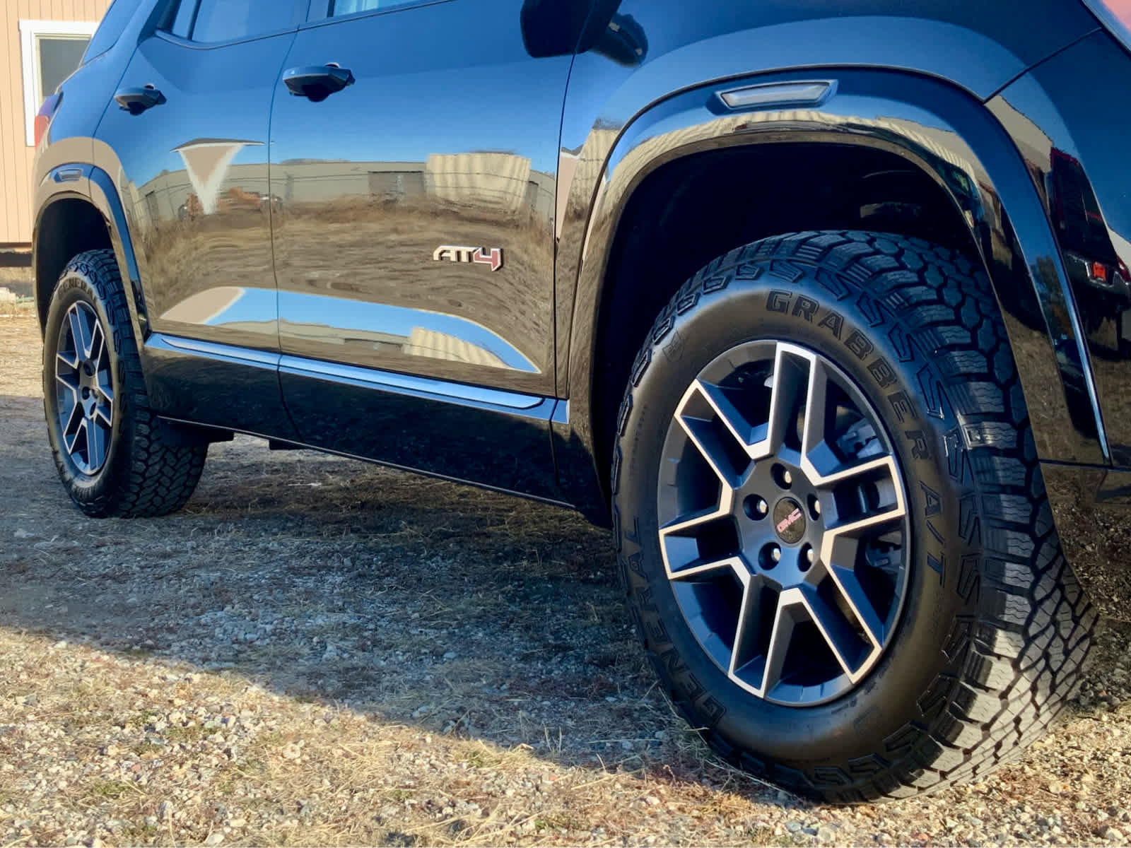 New 2026 GMC Terrain AT4 w/ LPO, Black Badging Package image 15