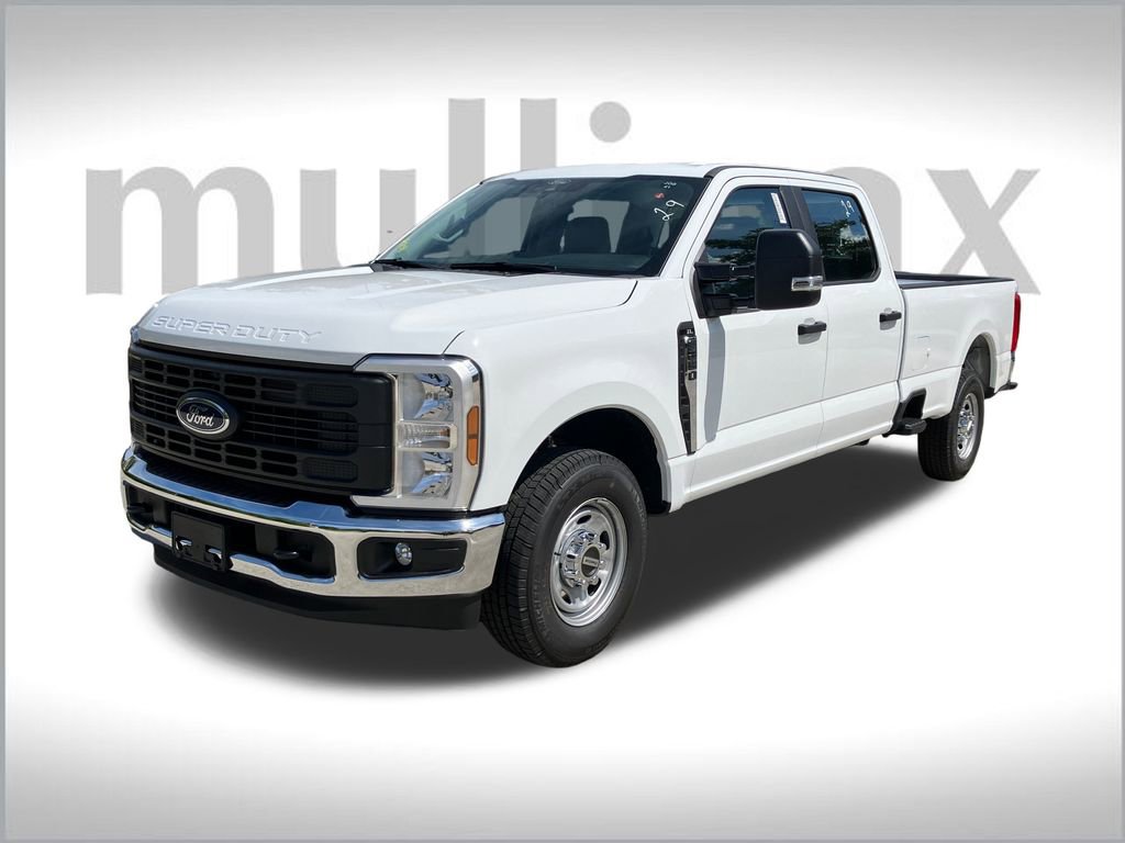New 2026 Ford F250 XL w/ XL Chrome Package image 14