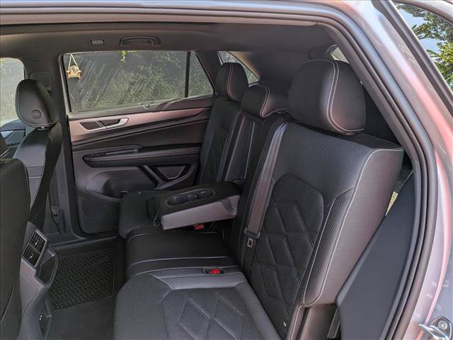 Certified 2024 Volkswagen Atlas Cross Sport SE AWD/4WD image 25