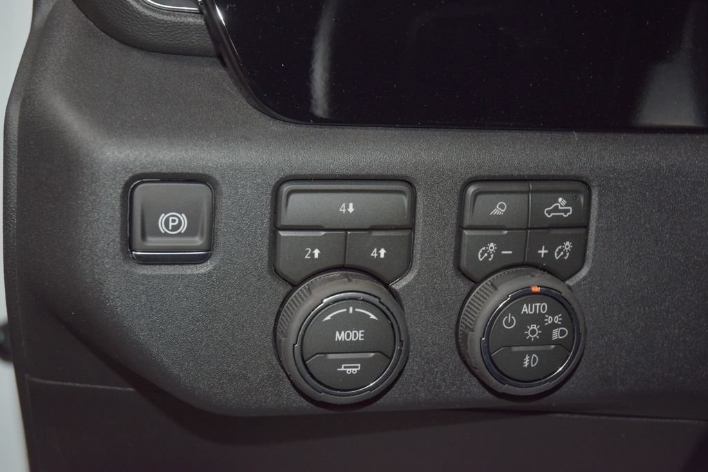 New 2026 Chevrolet Silverado 3500 LT w/ All Star Edition AWD/4WD image 39