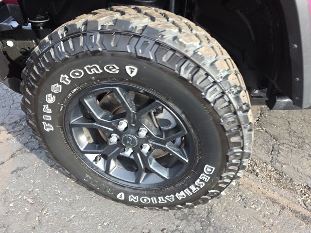 Used 2024 Jeep Gladiator Willys image 53