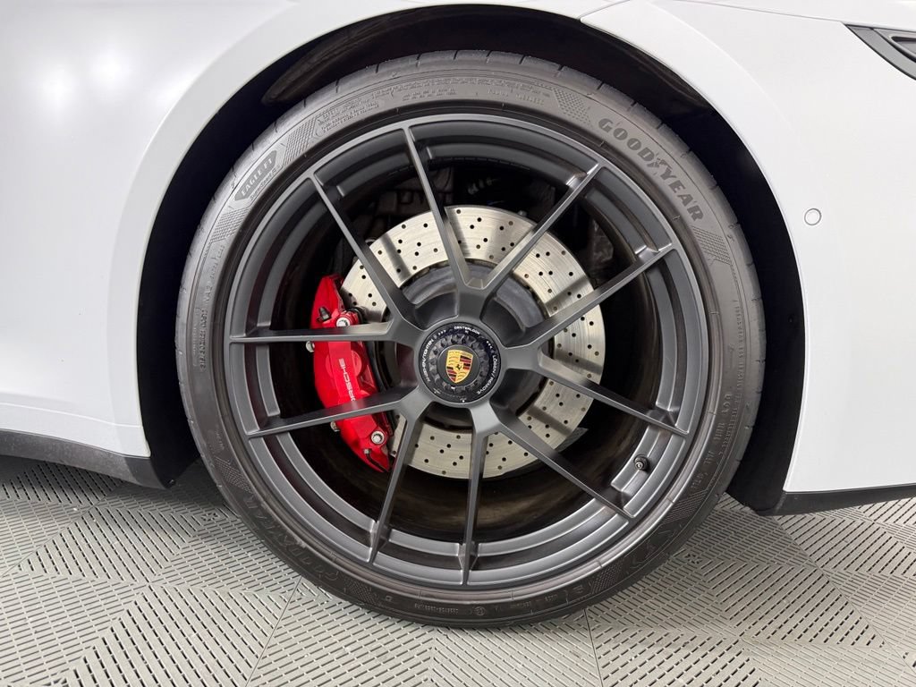 Certified 2025 Porsche 911 Carrera 4 GTS AWD/4WD image 12