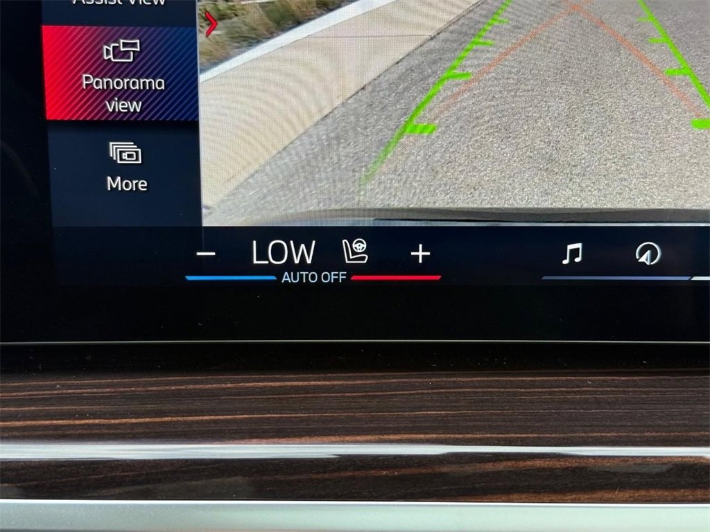 New 2026 BMW X7 M60i image 16