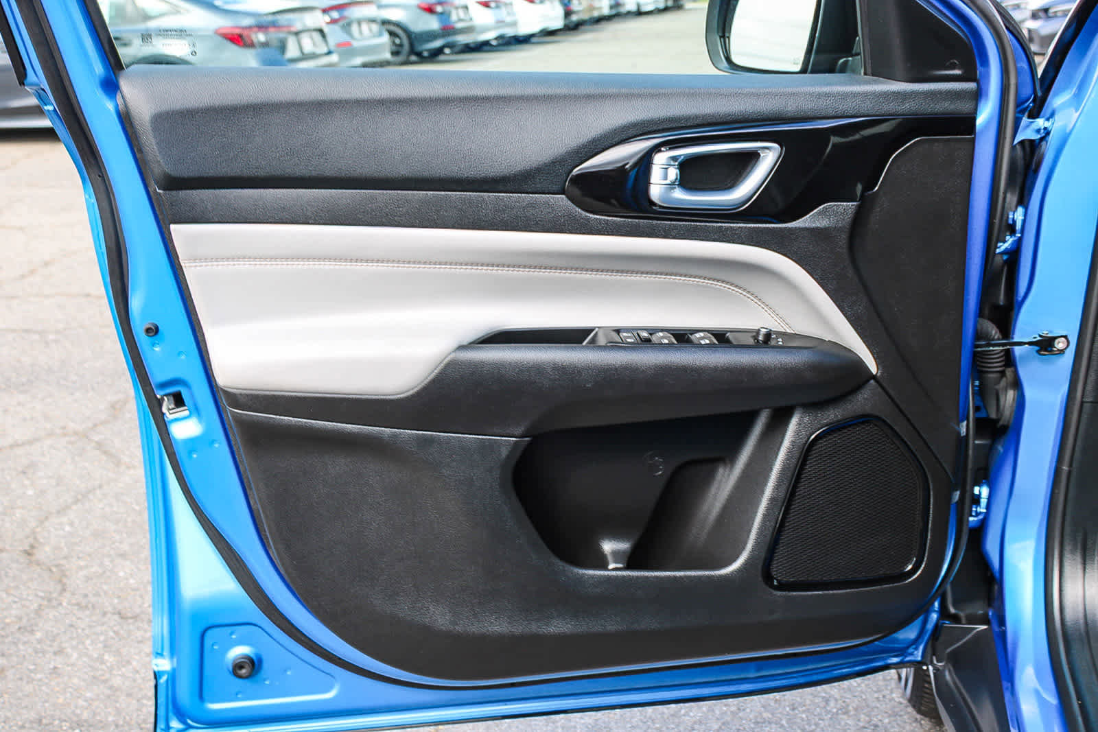 Used 2026 Jeep Compass Limited image 21