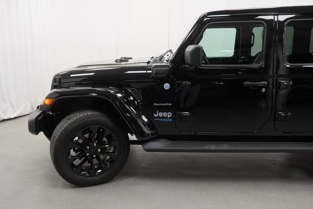 Certified 2021 Jeep Wrangler Unlimited Sahara w/ Cold Weather Group image 16