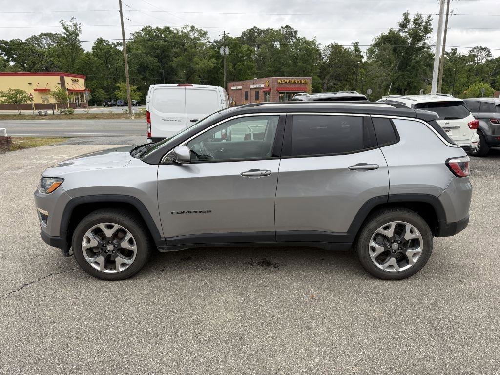 Used 2020 Jeep Compass Latitude FWD image 8