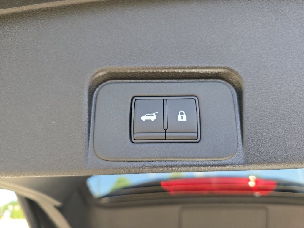 New 2026 Nissan Rogue SV w/ Cold Weather Package AWD/4WD image 15