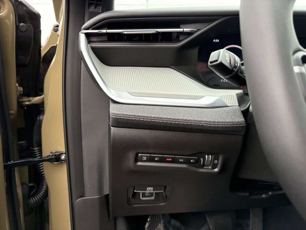 New 2026 Jeep Cherokee Laredo image 16