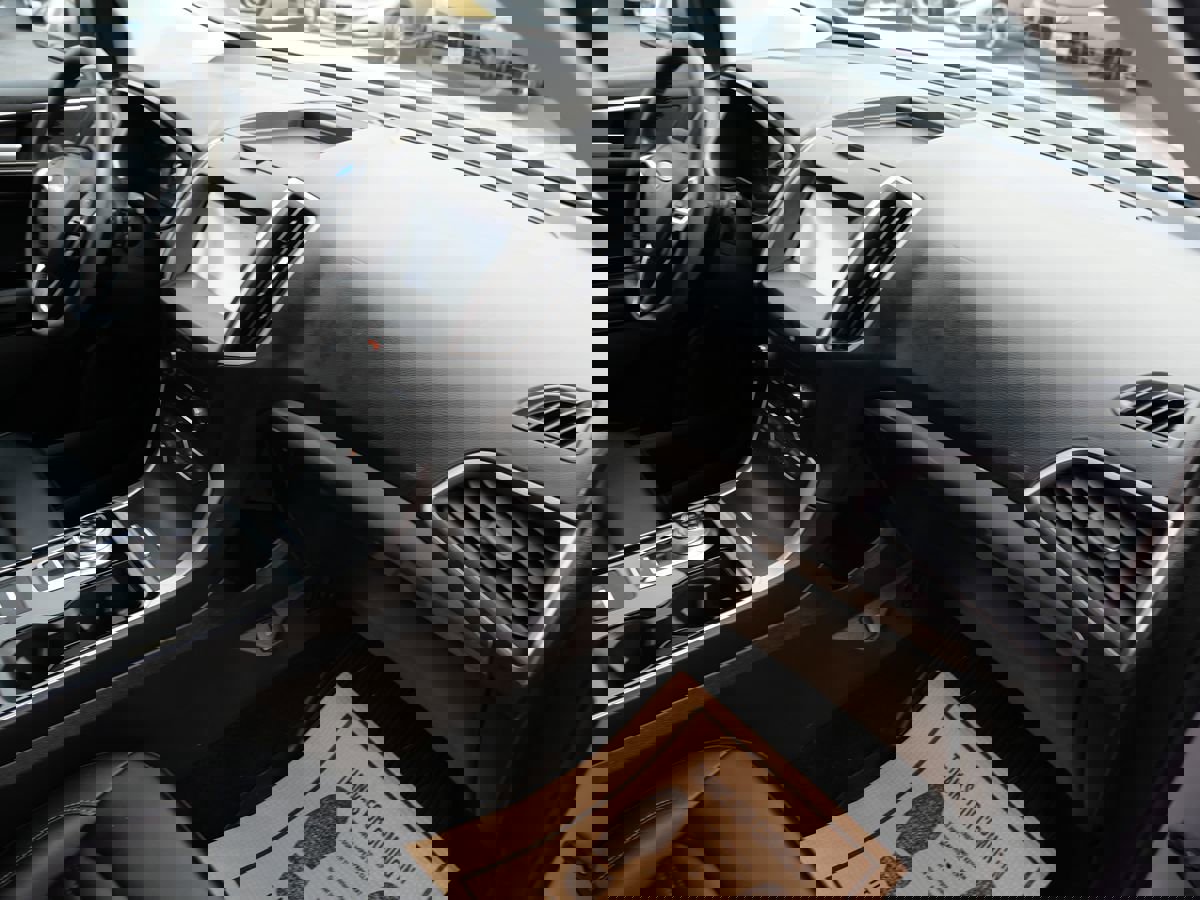 Used 2020 Ford Edge SEL w/ Convenience Package image 29