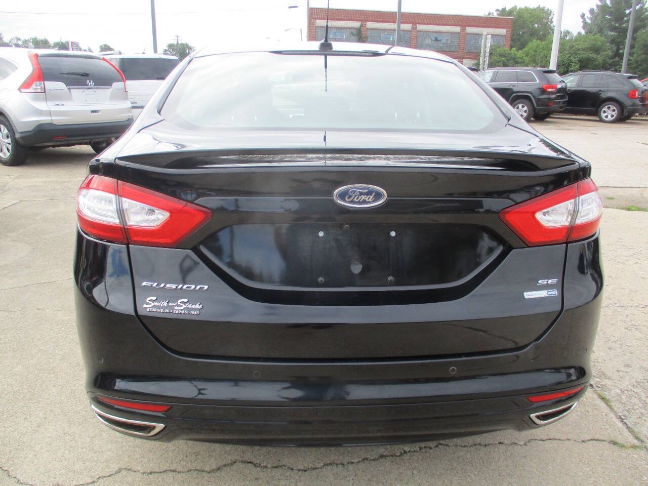 Used 2016 Ford Fusion SE AWD/4WD image 5