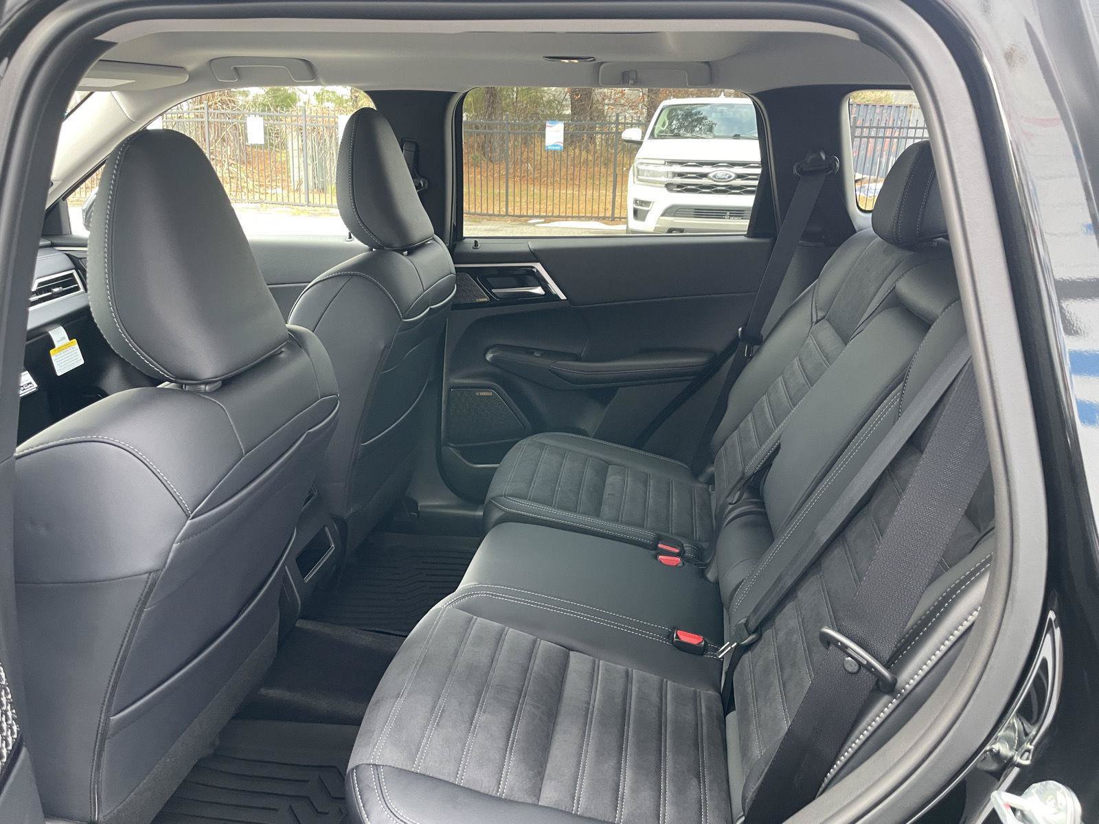 New 2026 Mitsubishi Outlander SE AWD/4WD image 16