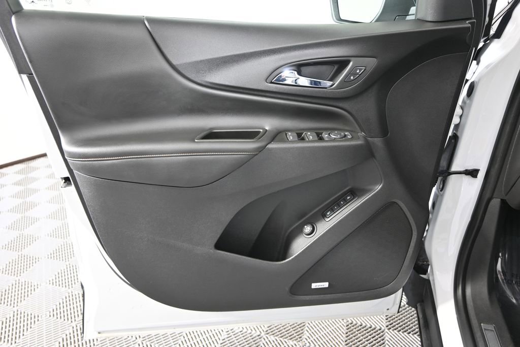 Used 2020 Chevrolet Equinox Premier AWD/4WD image 18