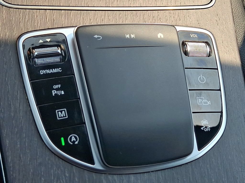 Used 2020 Mercedes-Benz GLC 300 4MATIC image 26