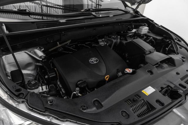 Used 2019 Toyota Highlander XLE image 36