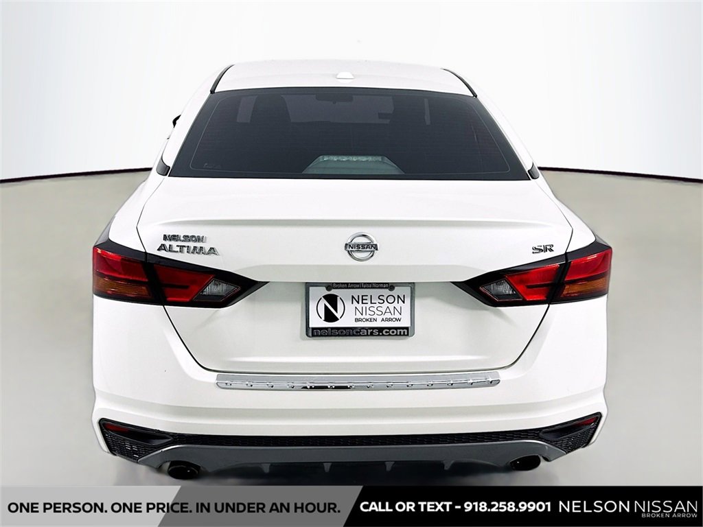 Used 2019 Nissan Altima 2.5 SR w/ SR Premium Package image 6