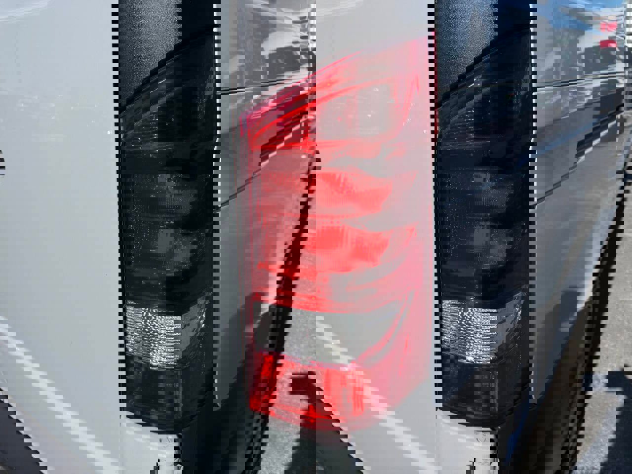 Used 2020 Mercedes-Benz Metris w/ Safety Package image 39