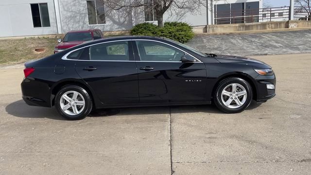 Used 2023 Chevrolet Malibu LT FWD image 9
