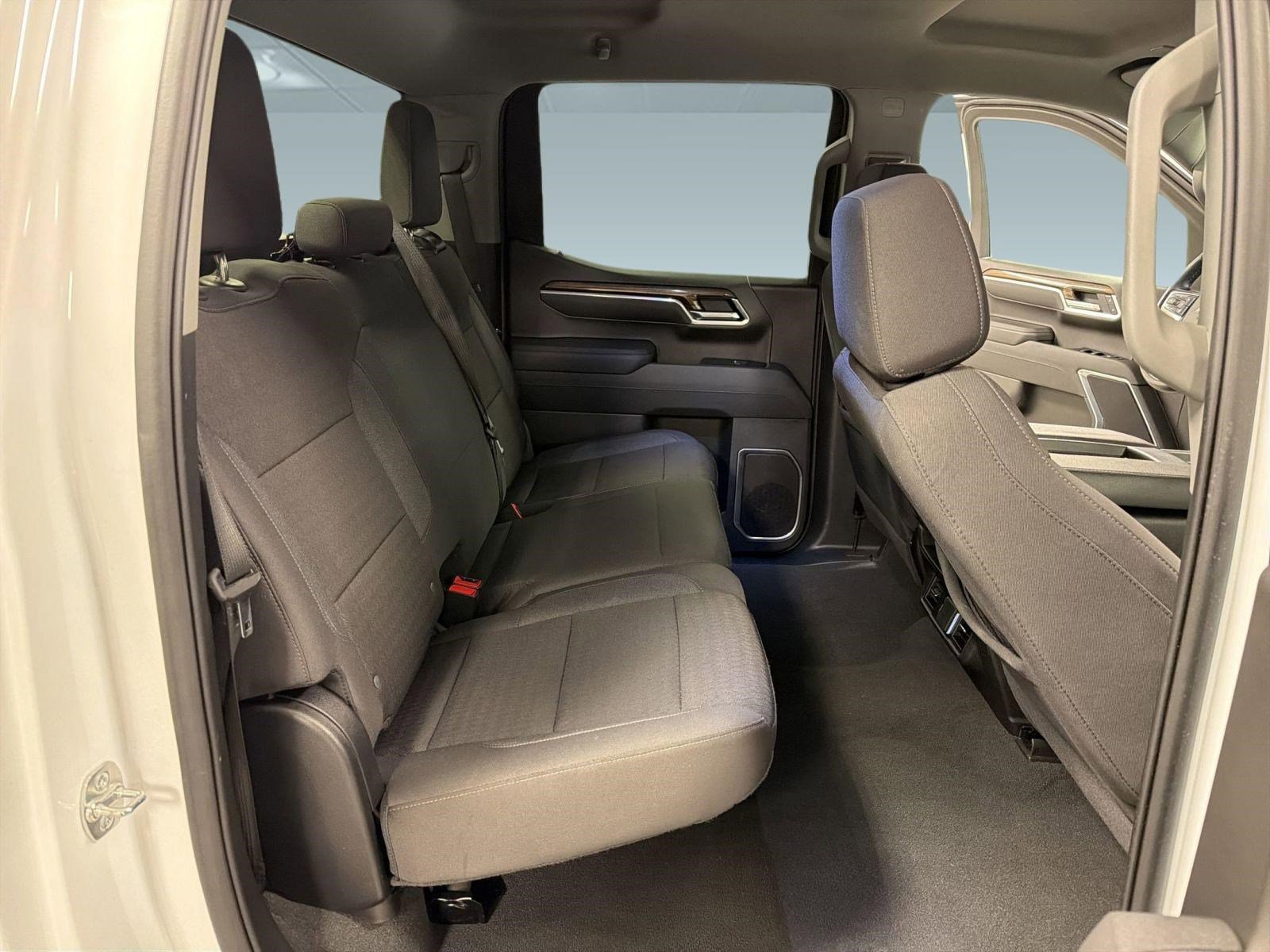 Certified 2025 Chevrolet Silverado 1500 LT image 30