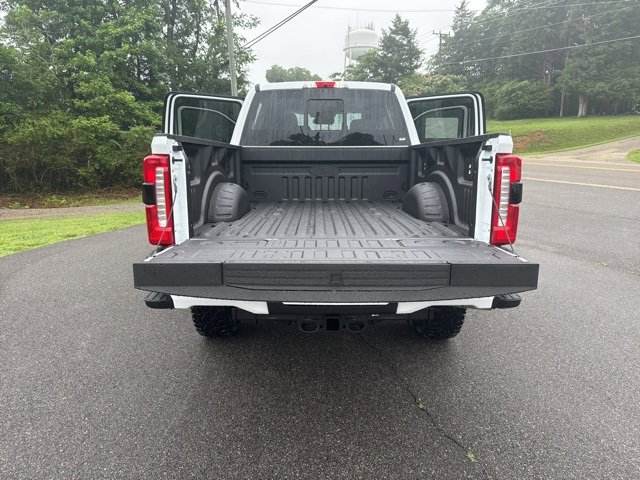 New 2025 Ford F350 Lariat w/ Lariat Ultimate Package image 29