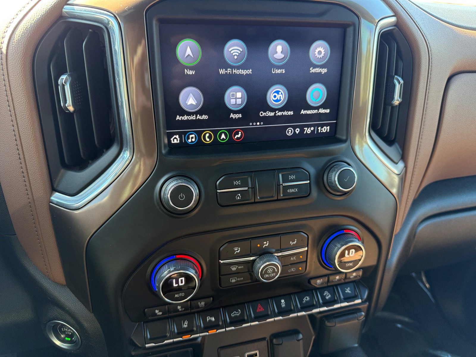 Used 2022 Chevrolet Silverado 2500 High Country w/ LPO, Dark Essentials Package image 12