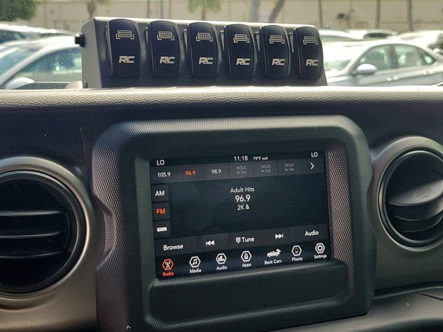 Used 2021 Jeep Gladiator Sport image 26