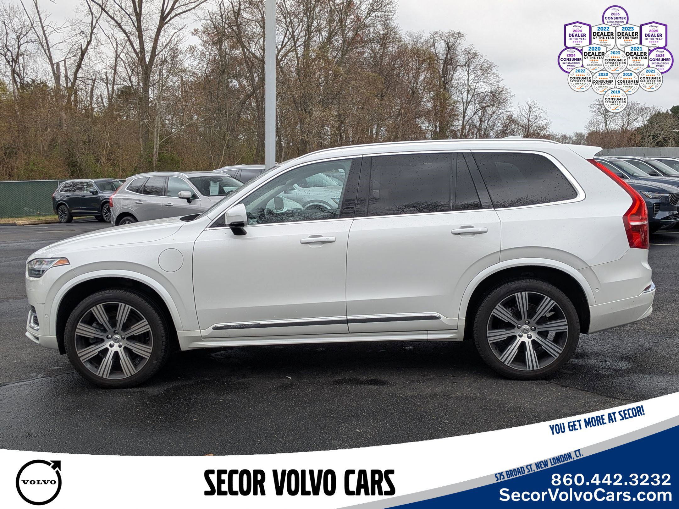 Used 2024 Volvo XC90 T8 Ultimate image 2