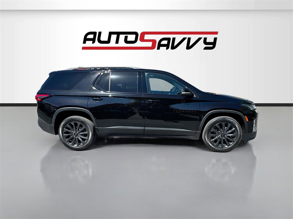 Used 2022 Chevrolet Traverse RS image 8